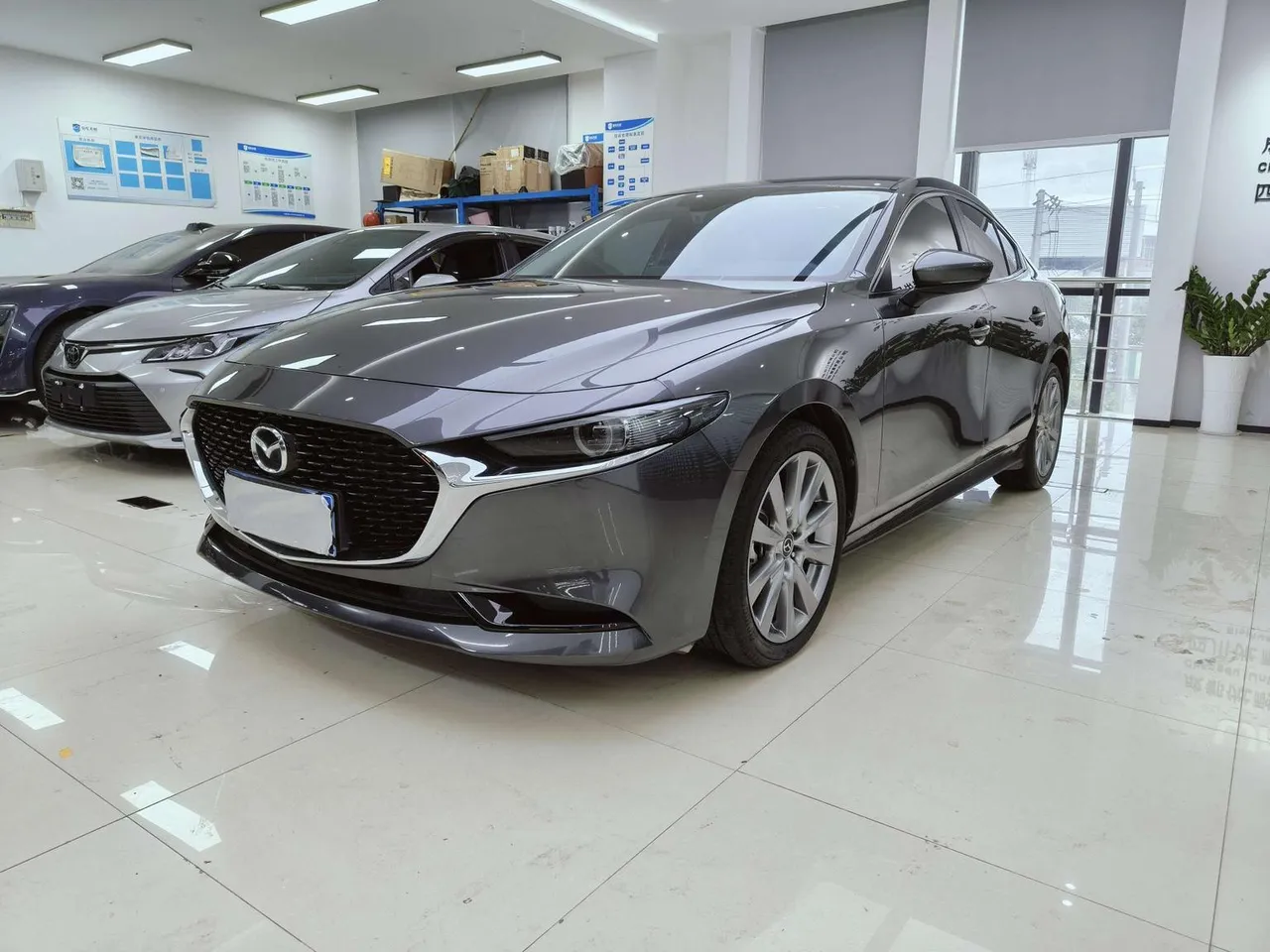 2023 Mazda Mazda3 2.0L AT
