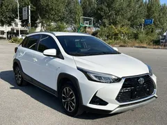 2022 Toyota Yaris L Zhixuan X 1.5L CVT Luxury Plus, белый — фото 3