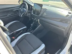 2022 Toyota Yaris L Zhixuan X 1.5L CVT Luxury Plus, белый — фото 12