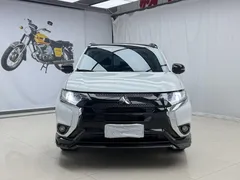 2021 Mitsubishi Outlander 2.0L 2WD 5, белый — фото 2