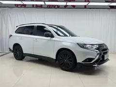 2021 Mitsubishi Outlander 2.0L 2WD 5, белый — фото 3