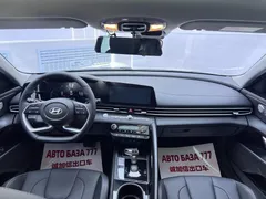 2023 Hyundai Elantra 1.5L CVT LUX Premium, белый — фото 8