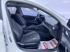 2023 Hyundai Elantra 1.5L CVT LUX Premium, белый — фото 9
