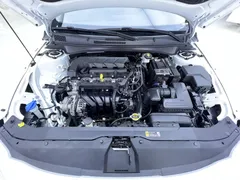 2023 Hyundai Elantra 1.5L CVT LUX Premium, белый — фото 21