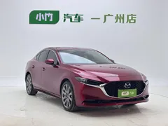 2021 Mazda Mazda3 2.0L AT, красный — фото 2