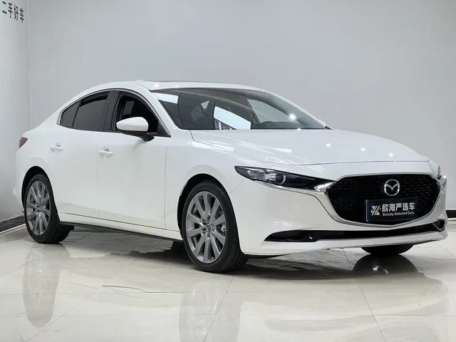 2023 Mazda Mazda3 2.0L AT