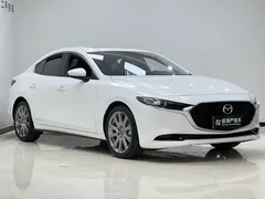 2023 Mazda Mazda3 2.0L AT, белый — фото 3