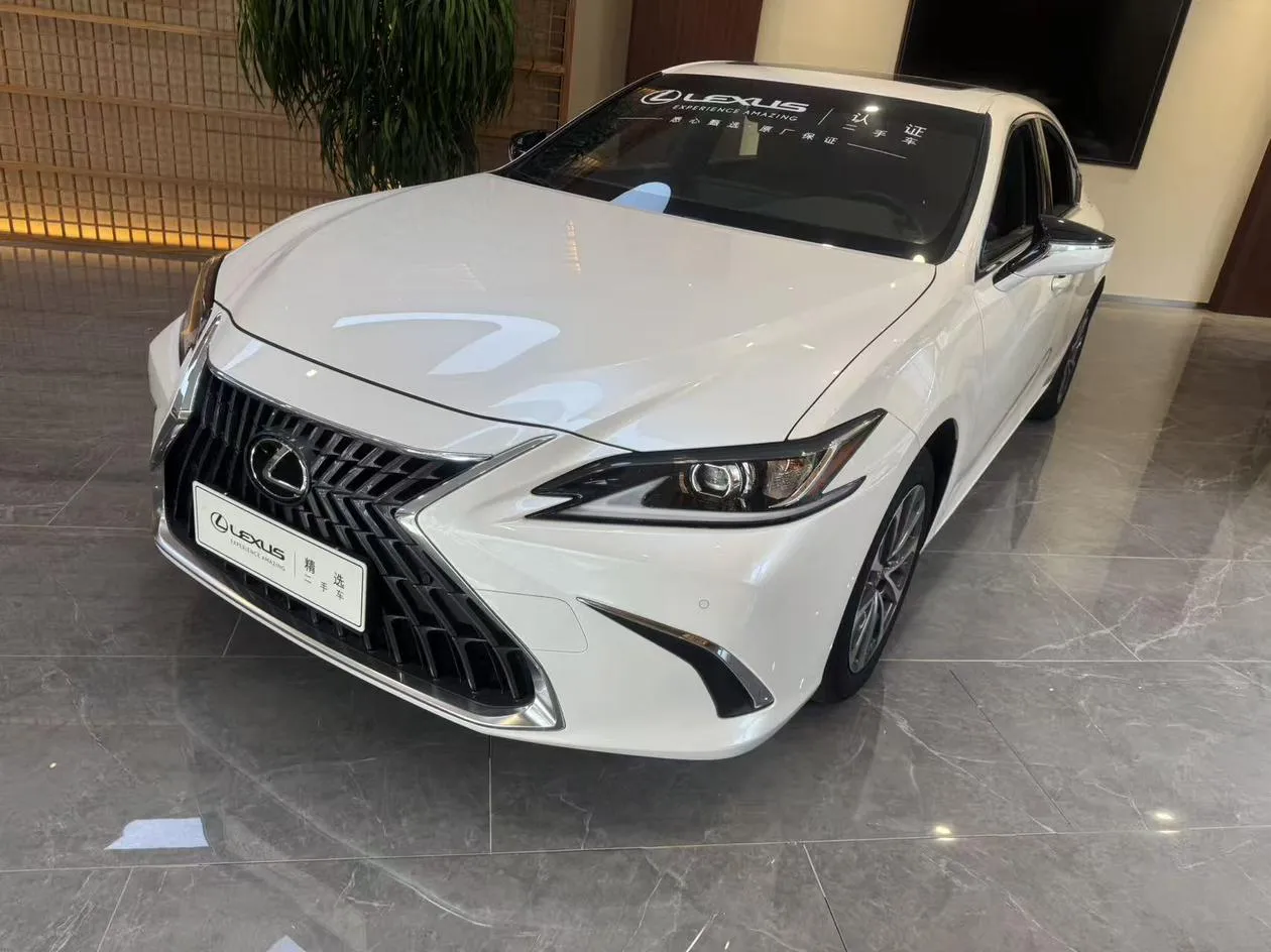 2022 Lexus ES 200 Excellence