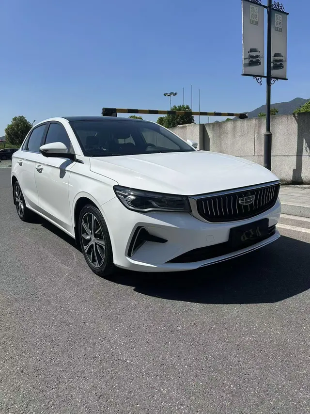2022 Geely Emgrand 4th Gen 1.5L CVT Premium