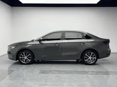 2022 Geely Emgrand 4th Gen 1.5L CVT Premium — фото 4