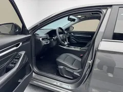 2022 Geely Emgrand 4th Gen 1.5L CVT Premium — фото 12