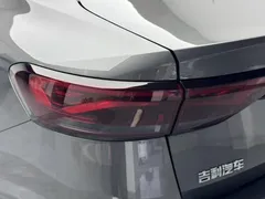 2022 Geely Emgrand 4th Gen 1.5L CVT Premium — фото 20