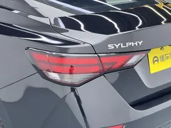 2022 Nissan Sylphy 1.6L XL CVT Enjoy, чёрный — фото 18