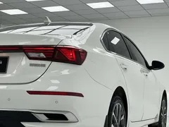 2021 Kia Cerato 1.5L CVT Youth, белый — фото 17