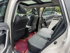 2023 Toyota Wildlander 2.0L 2WD Luxury Plus — фото 12
