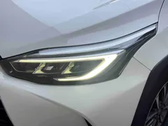 2022 Toyota Yaris L Zhixuan X 1.5L CVT Premium, белый — фото 26
