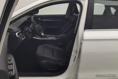 2022 Geely Emgrand 4th Gen 1.5L CVT Premium, белый — фото 13
