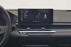 2022 Geely Emgrand 4th Gen 1.5L CVT Premium, белый — фото 16