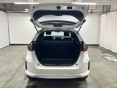 2021 Honda Fit 1.5L CVT, белый — фото 14