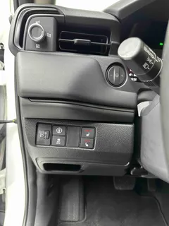 2023 Honda Vezel 1.5L CVT Tech, белый — фото 16