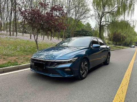 2023 Hyundai Elantra 1.5L CVT GLX Elite