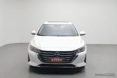2023 Nissan Sylphy 1.6L CVT, белый — фото 3