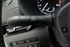 2023 Nissan Sylphy 1.6L CVT, белый — фото 23