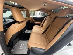 2022 Lexus ES 200 Excellence, белый — фото 6