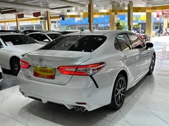 2021 Toyota Camry 2.0S Fashion, белый — фото 4