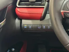 2021 Toyota Camry 2.0S Fashion, белый — фото 13