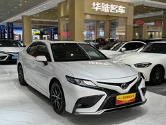 2021 Toyota Camry 2.0S Fashion, белый — фото 14