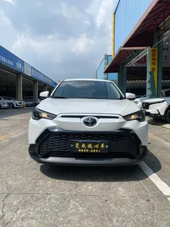 2022 Toyota Frontlander 2.0L CVT Elite, белый — фото 2