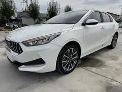 2021 Kia Cerato 1.5L CVT Fashion, белый — фото 1