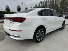 2021 Kia Cerato 1.5L CVT Fashion, белый — фото 7