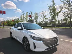 2023 Nissan Sylphy 1.6L CVT Enjoy, белый — фото 3