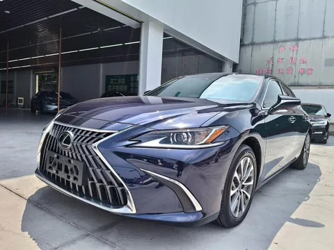 2022 Lexus ES 200 Excellence