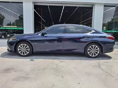 2022 Lexus ES 200 Excellence, синий — фото 2
