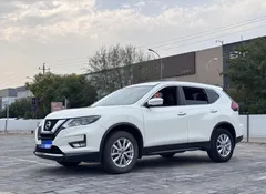 2022 Nissan X-Trail 2.0L 2WD Premium, белый — фото 1