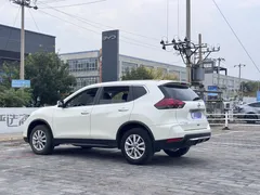 2022 Nissan X-Trail 2.0L 2WD Premium, белый — фото 6