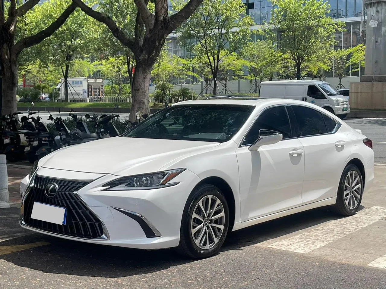2021 Lexus ES 200 Excellence