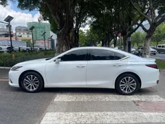 2021 Lexus ES 200 Excellence, белый — фото 4