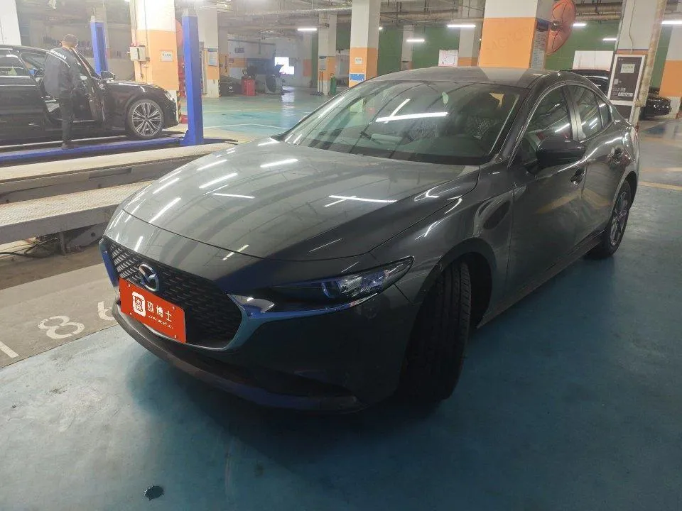2021 Mazda Mazda3 2.0L AT