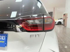 2023 Honda Fit 1.5L CVT, белый — фото 27