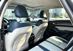 2022 Geely Emgrand 4th Gen 1.5L CVT Flagship — фото 6