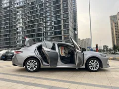 2023 Toyota Camry 2.0GVP Leading — фото 20