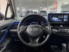 2023 Toyota C-HR 2.0L Comfort, белый — фото 8