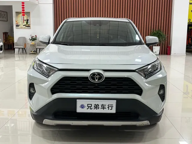 2021 Toyota RAV4 2.0L CVT 4WD Fashion Plus