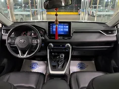 2021 Toyota RAV4 2.0L CVT 4WD Fashion Plus, белый — фото 3