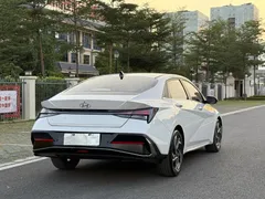 2023 Hyundai Elantra 1.5L CVT GLX Elite, белый — фото 7
