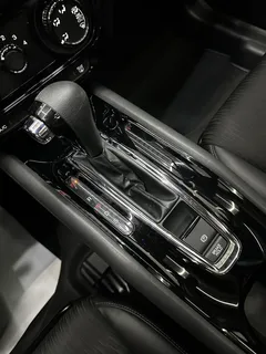 2022 Honda Vezel 1.5L CVT Pioneer, белый — фото 15